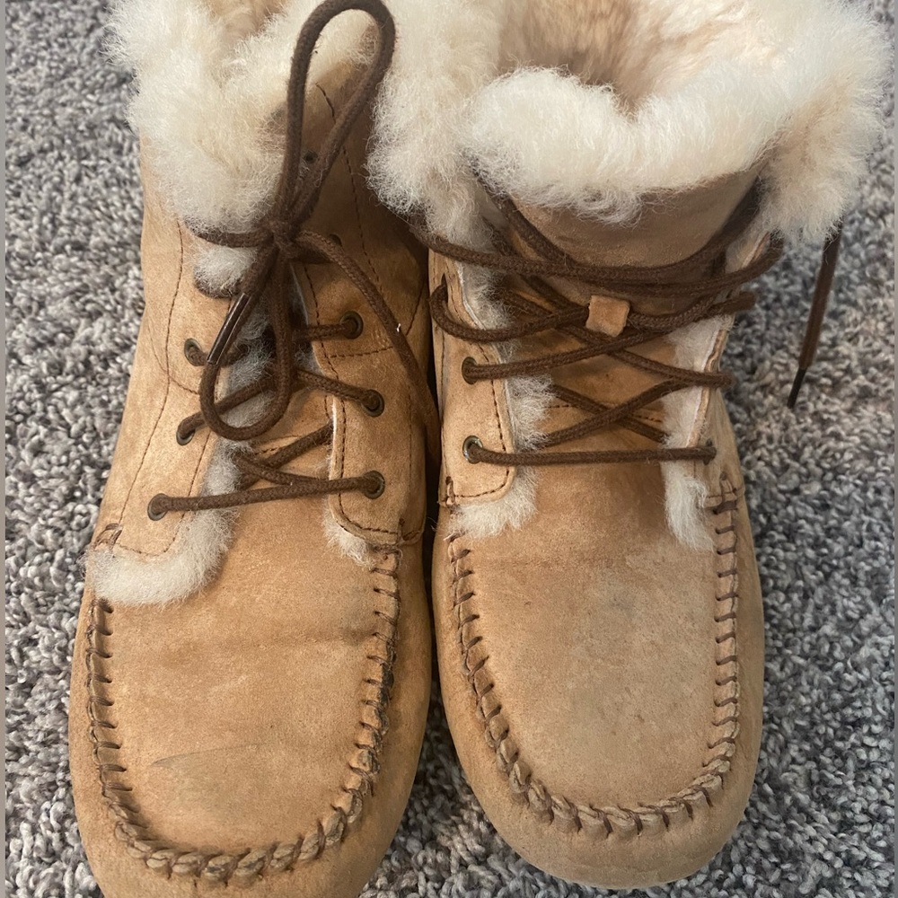 Ugg Chickaree Women's Boots